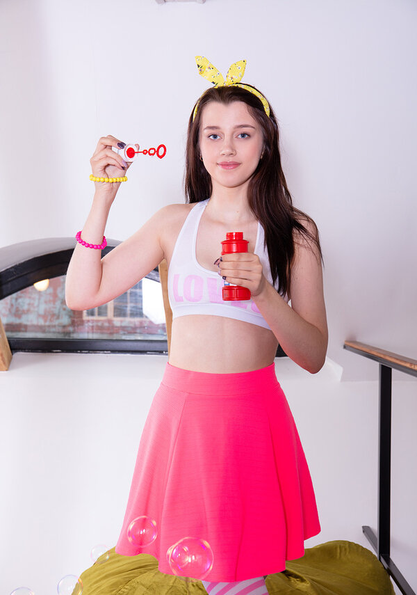 Лиана, 18